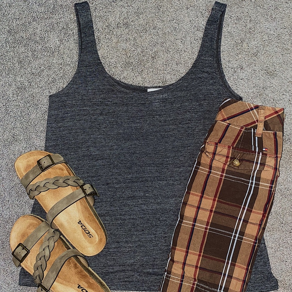 grey tank